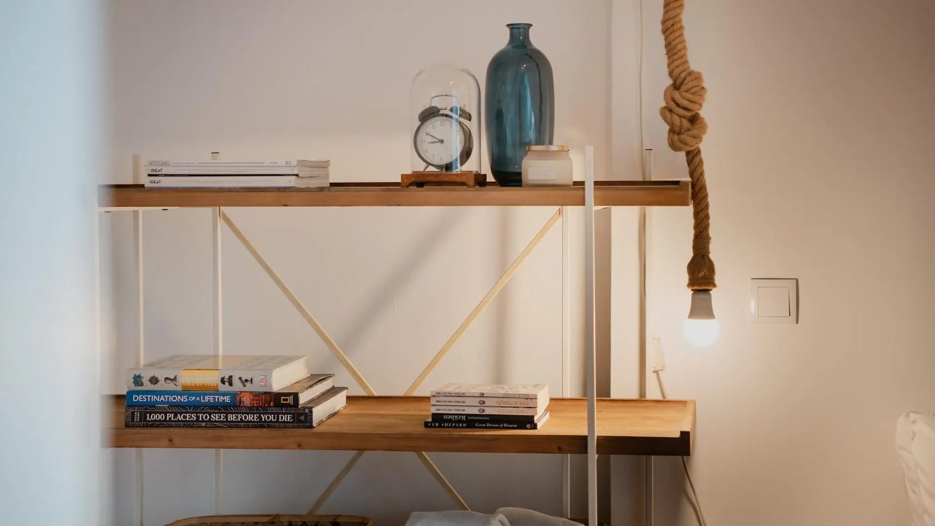 Stylish Getaway In A Mezzanine Flat By The Castle Lägenhet Lisboa